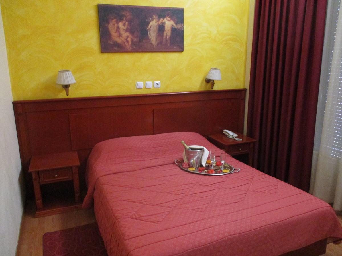 Hotel Delta Lamía Kültér fotó